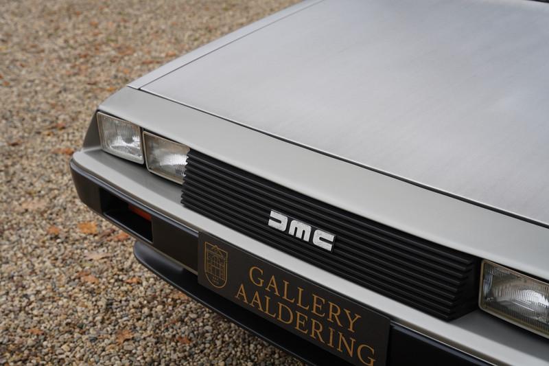 1982 DeLorean DMC-12