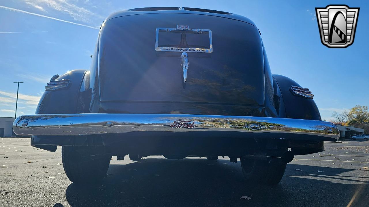 1940 Ford Tudor