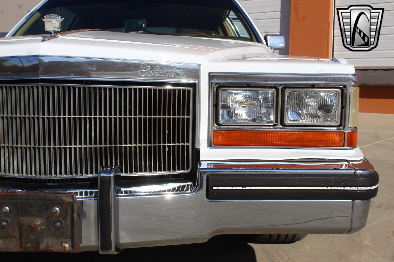 1982 Cadillac Coupe DeVille