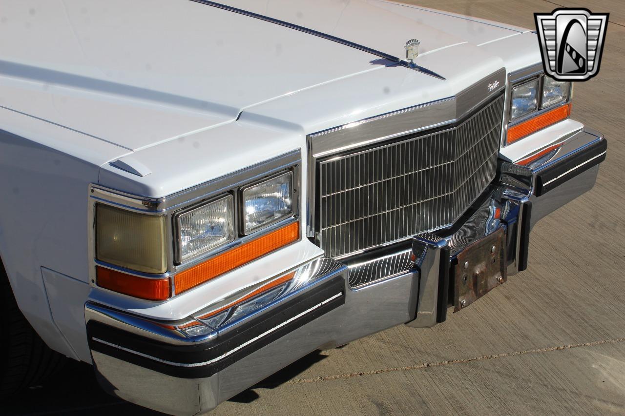 1982 Cadillac Coupe DeVille