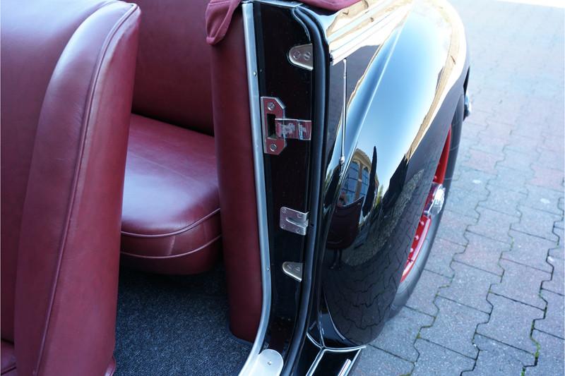 1939 Alfa Romeo 6C 2500 Sport Convertible