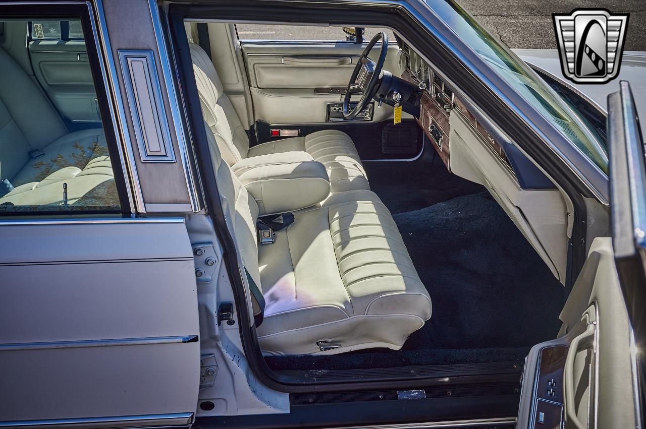 1989 Lincoln Town Car