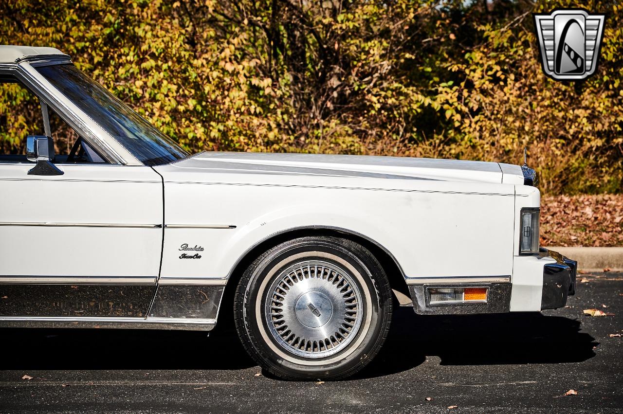 1989 Lincoln Town Car