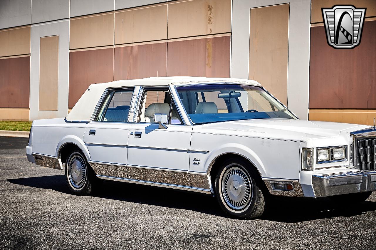 1989 Lincoln Town Car