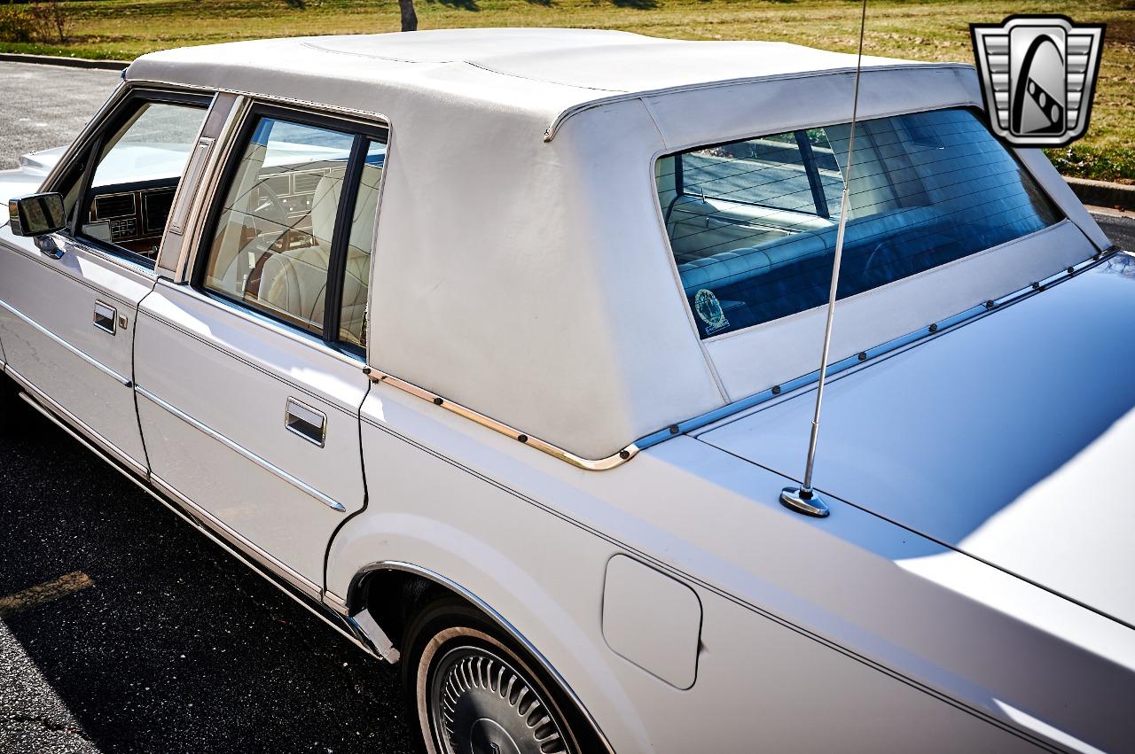 1989 Lincoln Town Car