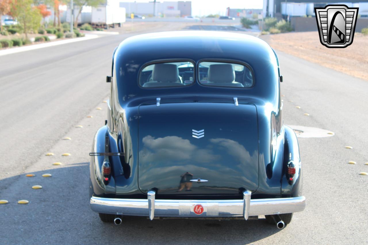 1937 LaSalle Series 50