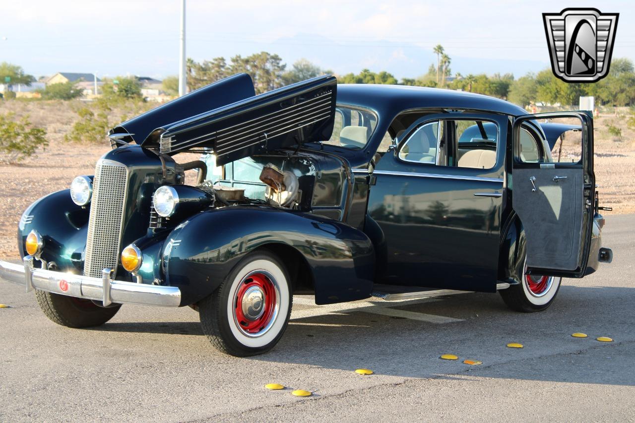 1937 LaSalle Series 50