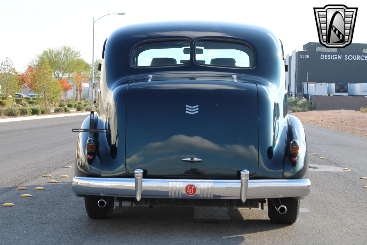 1937 LaSalle Series 50