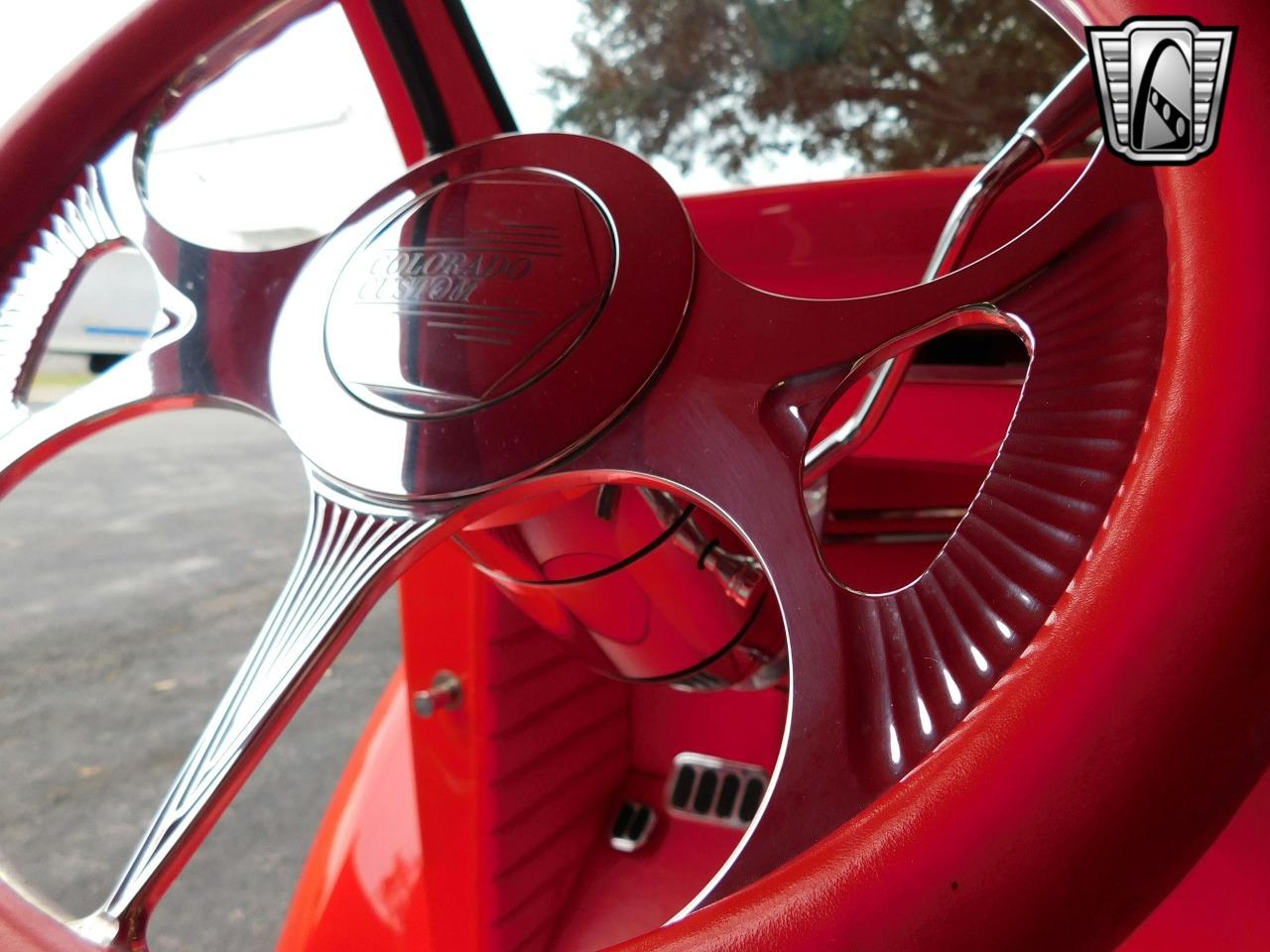 1939 Ford Custom