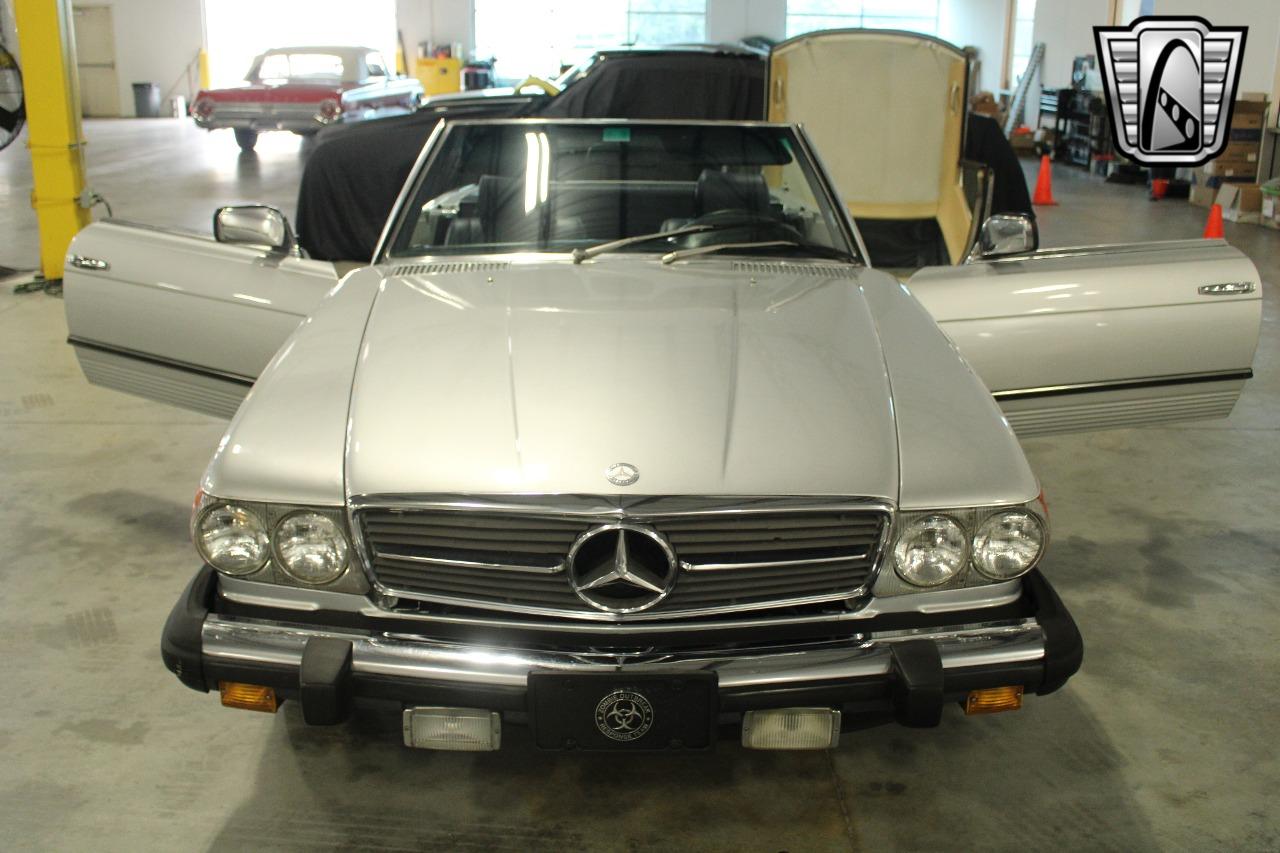 1982 Mercedes - Benz 380SL