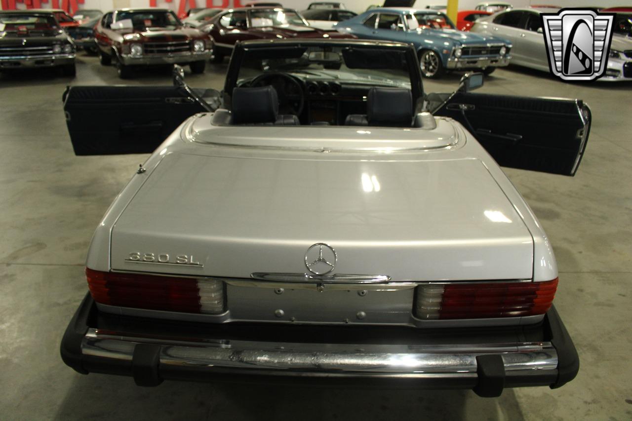 1982 Mercedes - Benz 380SL