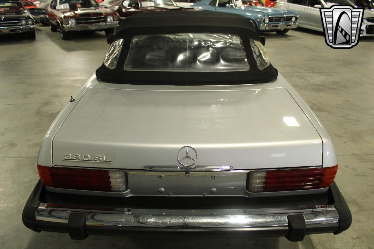 1982 Mercedes - Benz 380SL