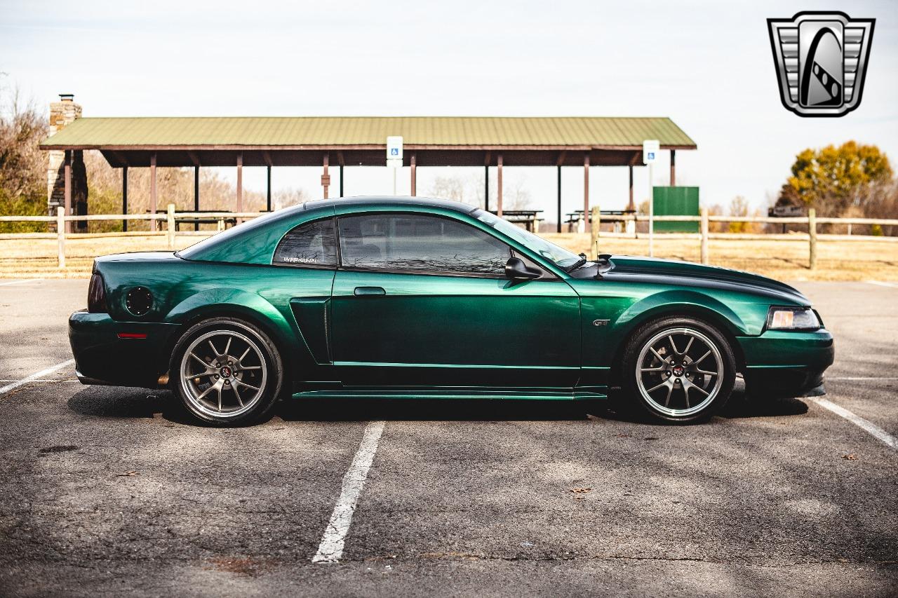 2001 Ford Mustang