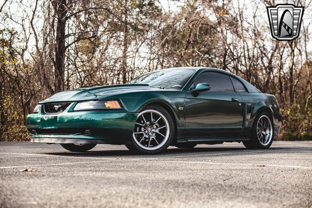 2001 Ford Mustang