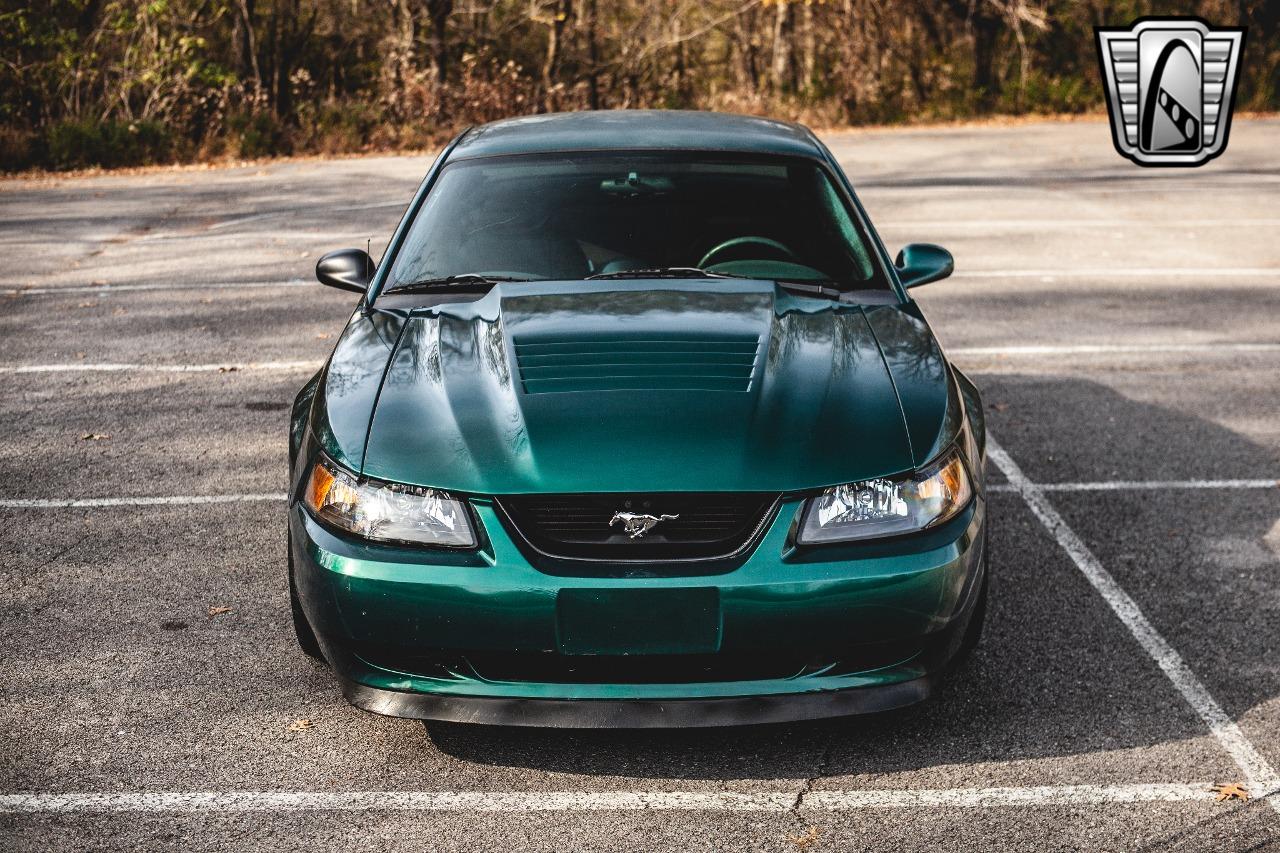 2001 Ford Mustang