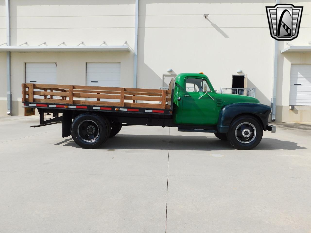 1952 Chevrolet 2 1/2 Ton Flatbed