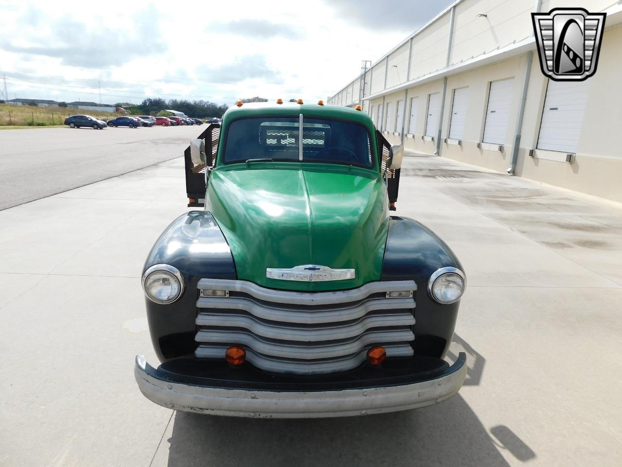 1952 Chevrolet 2 1/2 Ton Flatbed