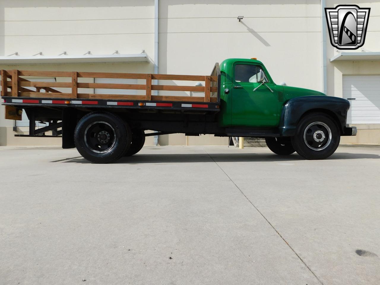 1952 Chevrolet 2 1/2 Ton Flatbed