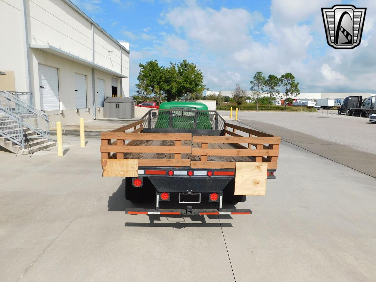 1952 Chevrolet 2 1/2 Ton Flatbed