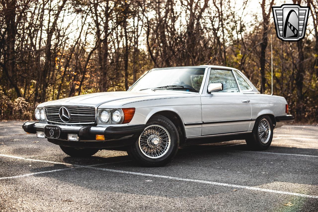 1985 Mercedes - Benz 380SL