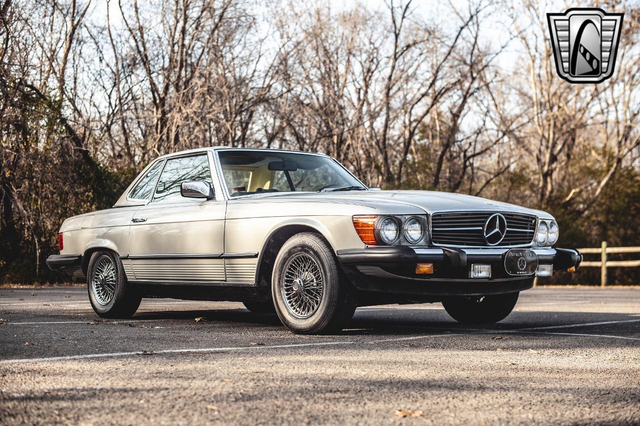 1985 Mercedes - Benz 380SL