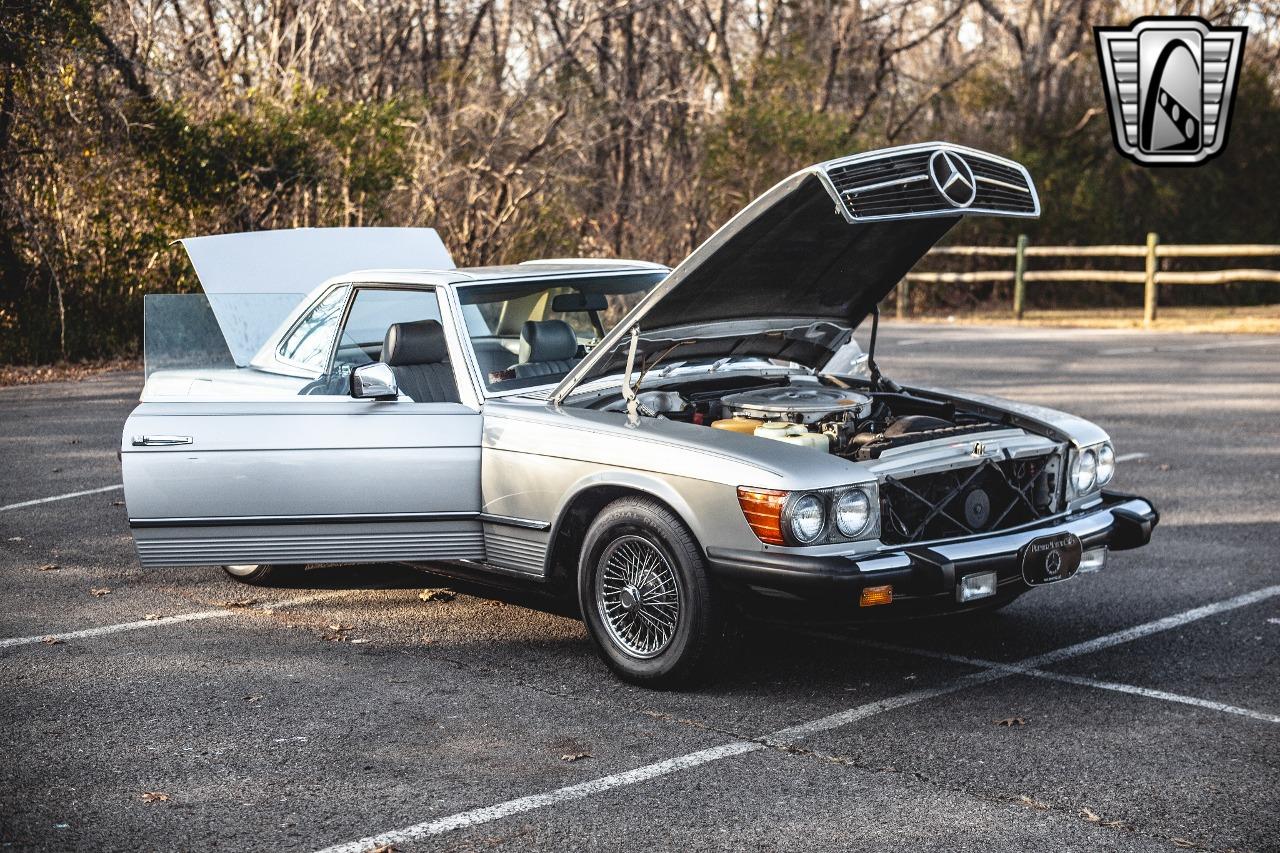 1985 Mercedes - Benz 380SL