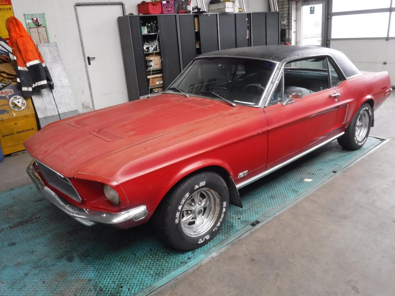 1968 Ford Mustang J code