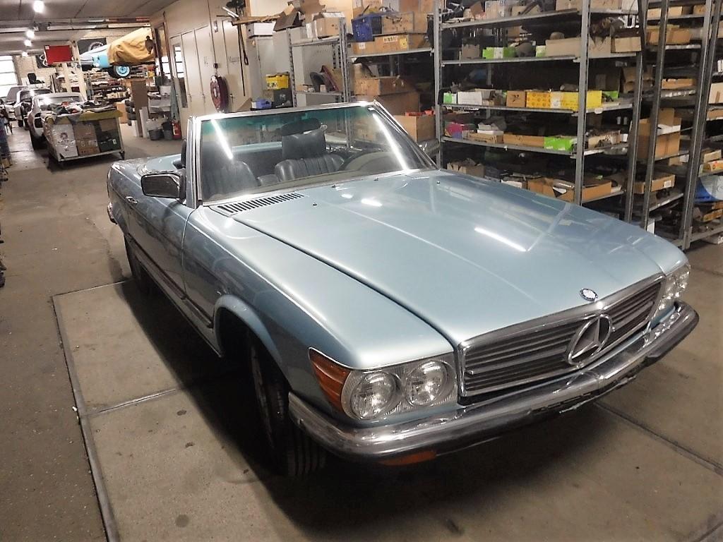 1978 Mercedes - Benz 280SL type W107 blue