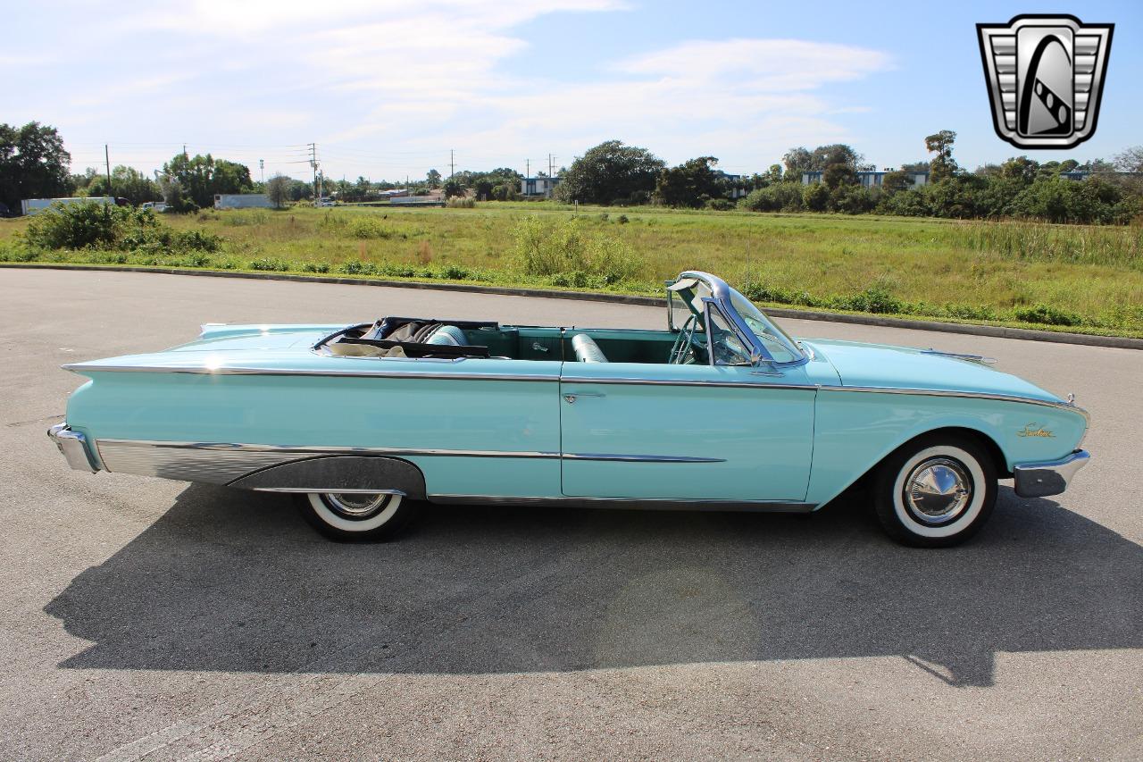 1960 Ford Sunliner