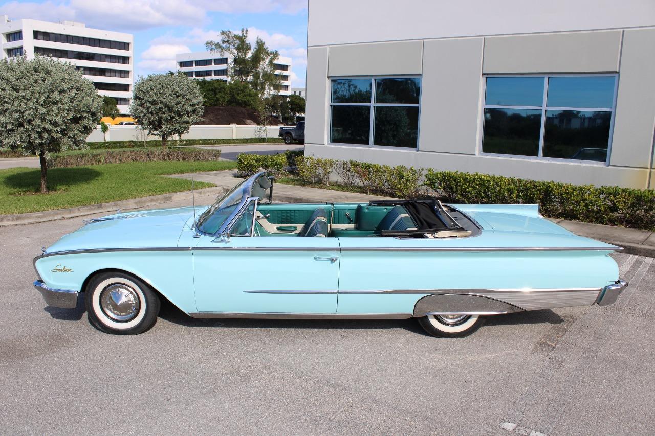 1960 Ford Sunliner