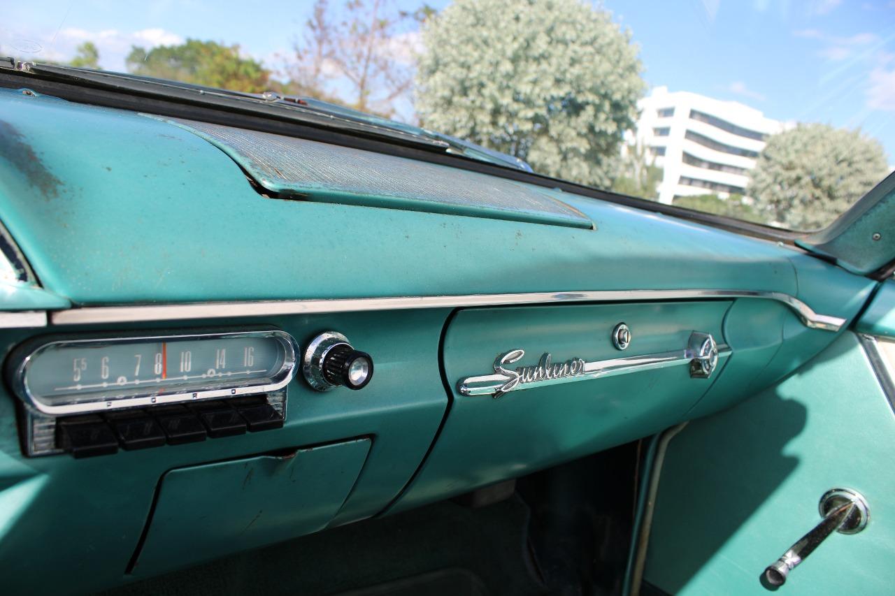 1960 Ford Sunliner