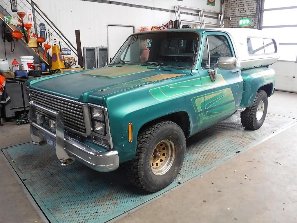 1979 Pick-up trucks Chevrolet Stepside C10 350 truck