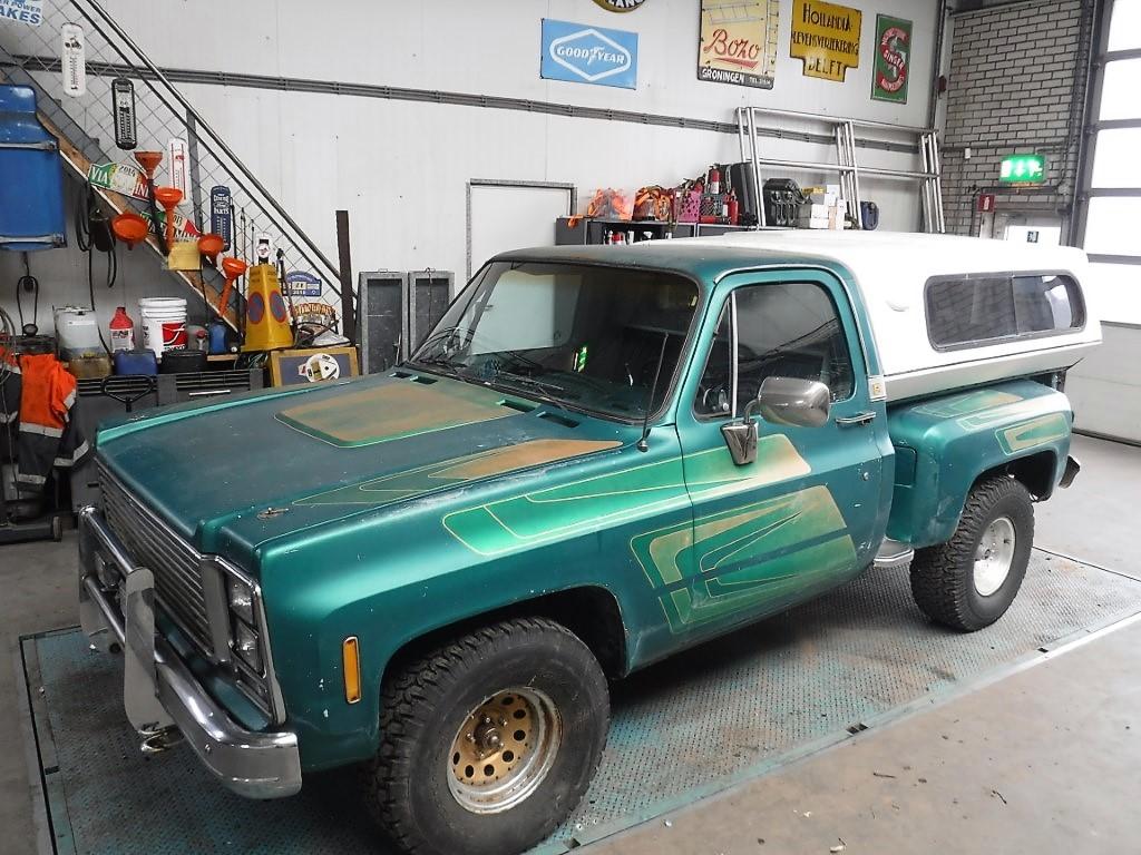 1979 Pick-up trucks Chevrolet Stepside C10 350 truck