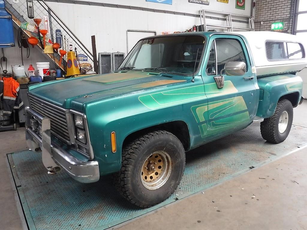 1979 Pick-up trucks Chevrolet Stepside C10 350 truck