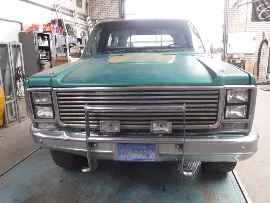 1979 Pick-up trucks Chevrolet Stepside C10 350 truck