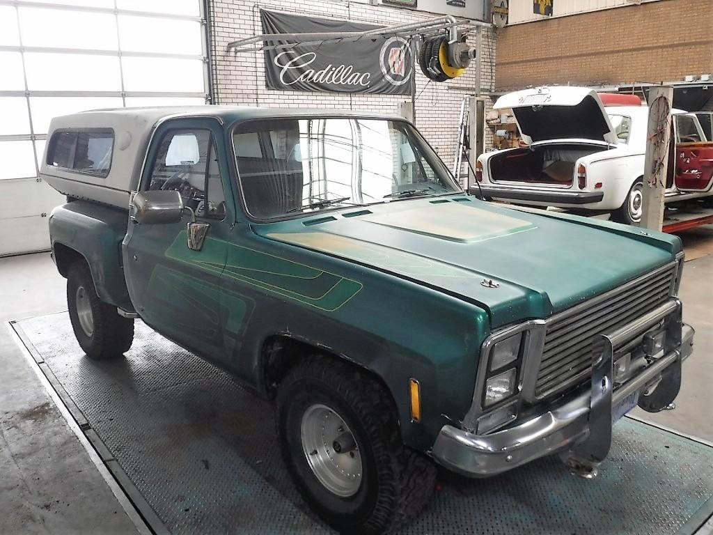 1979 Pick-up trucks Chevrolet Stepside C10 350 truck