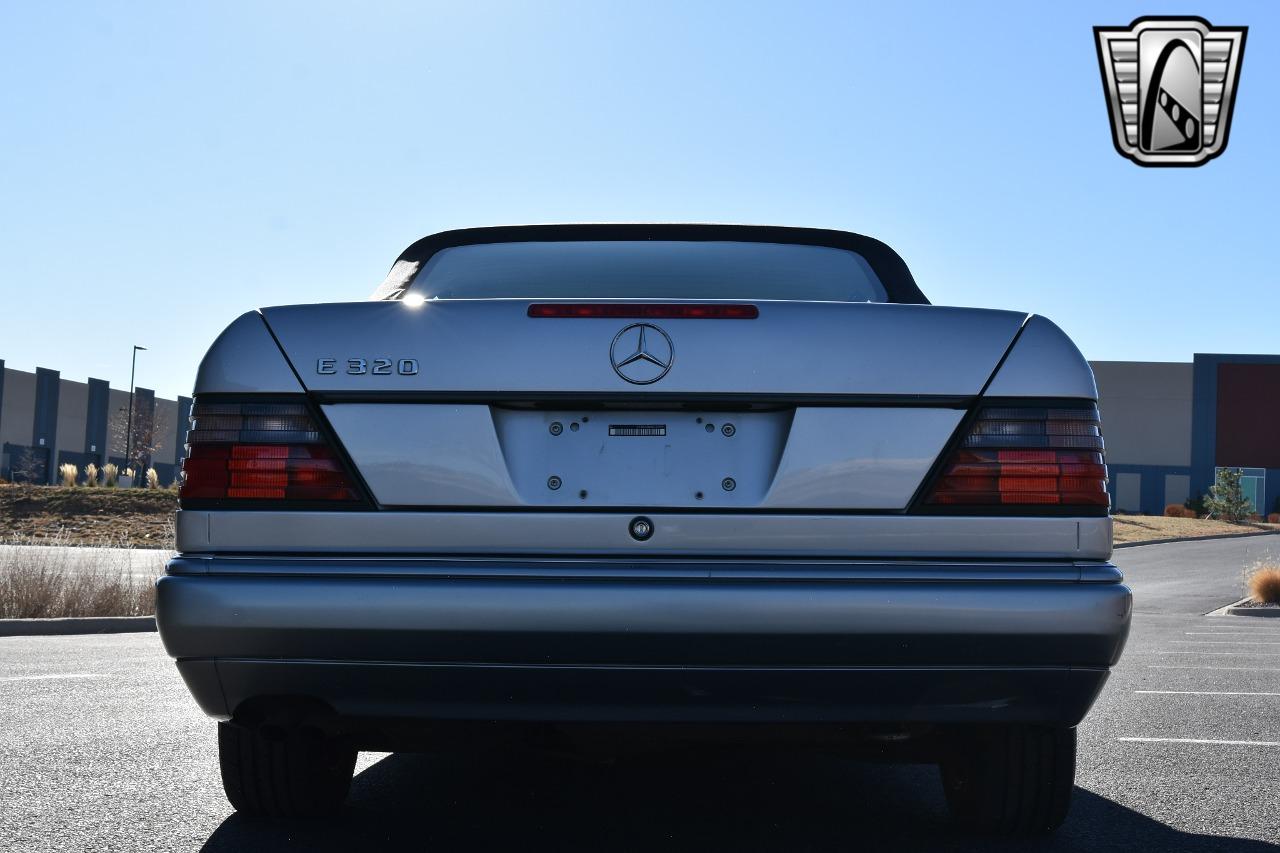 1995 Mercedes - Benz E-Class