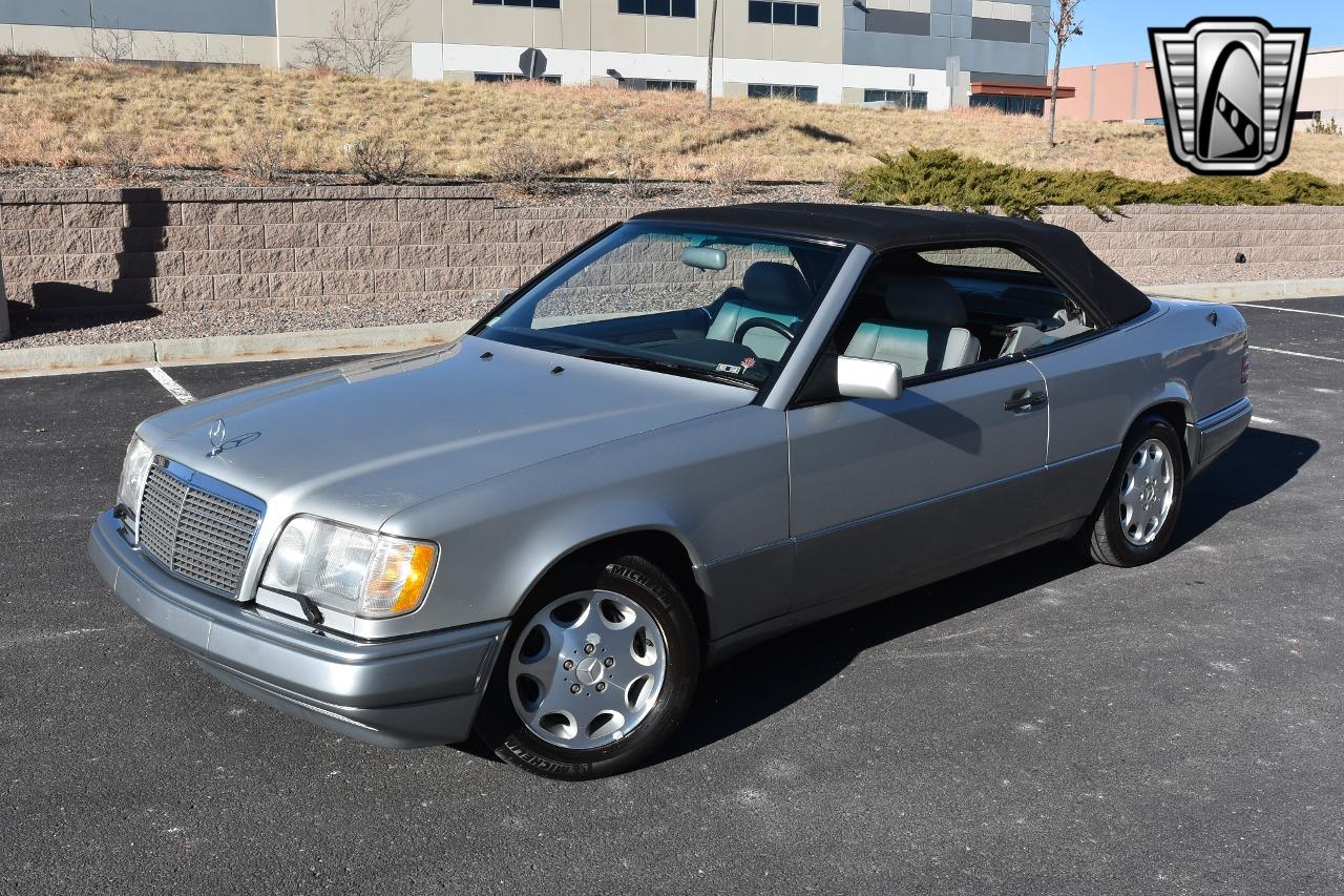 1995 Mercedes - Benz E-Class