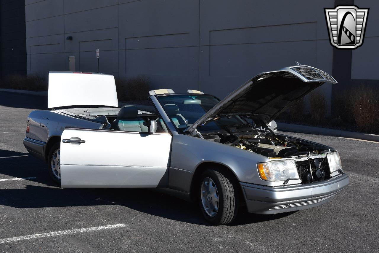 1995 Mercedes - Benz E-Class