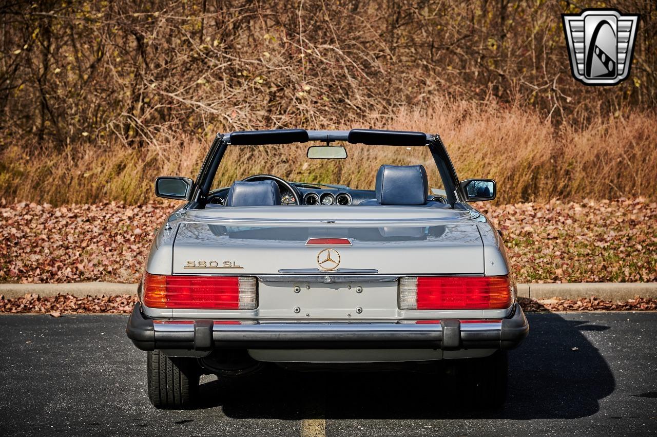 1988 Mercedes - Benz 560SL