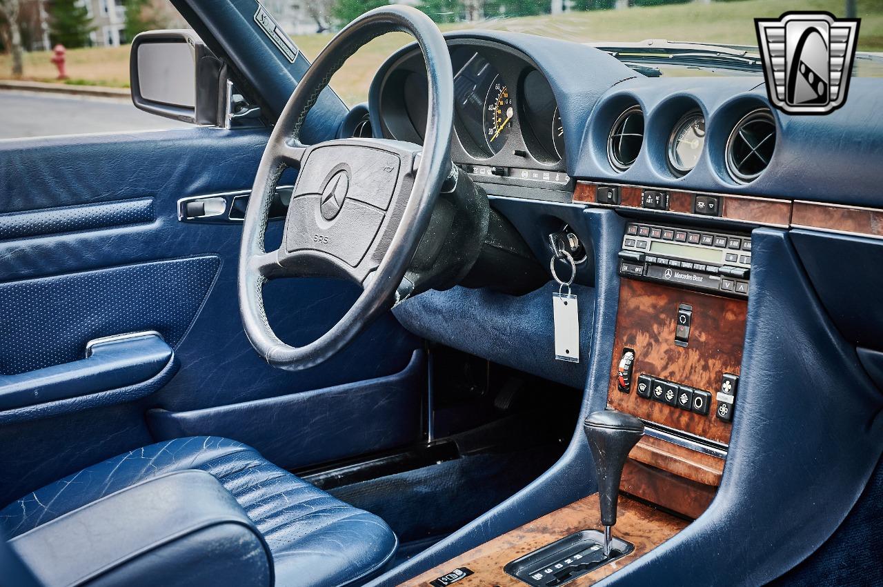 1988 Mercedes - Benz 560SL