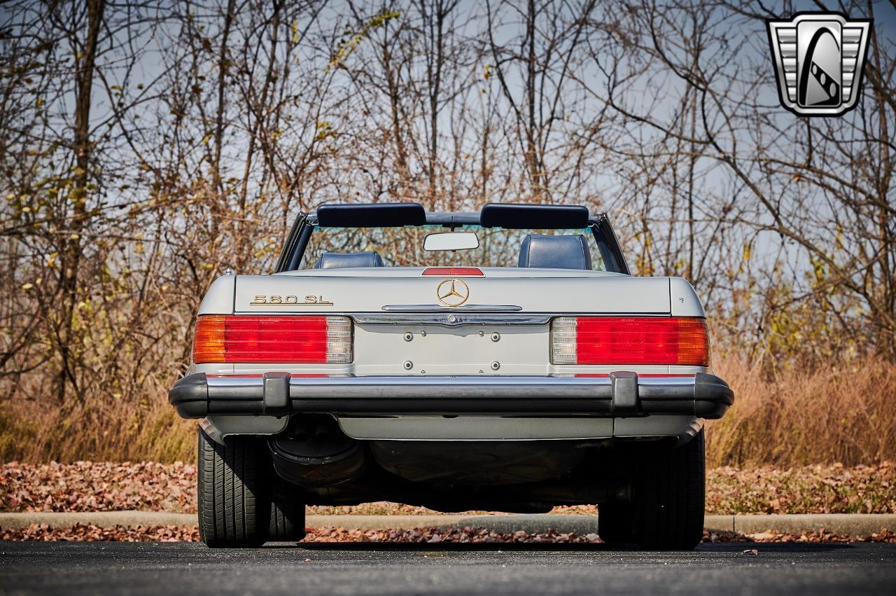 1988 Mercedes - Benz 560SL