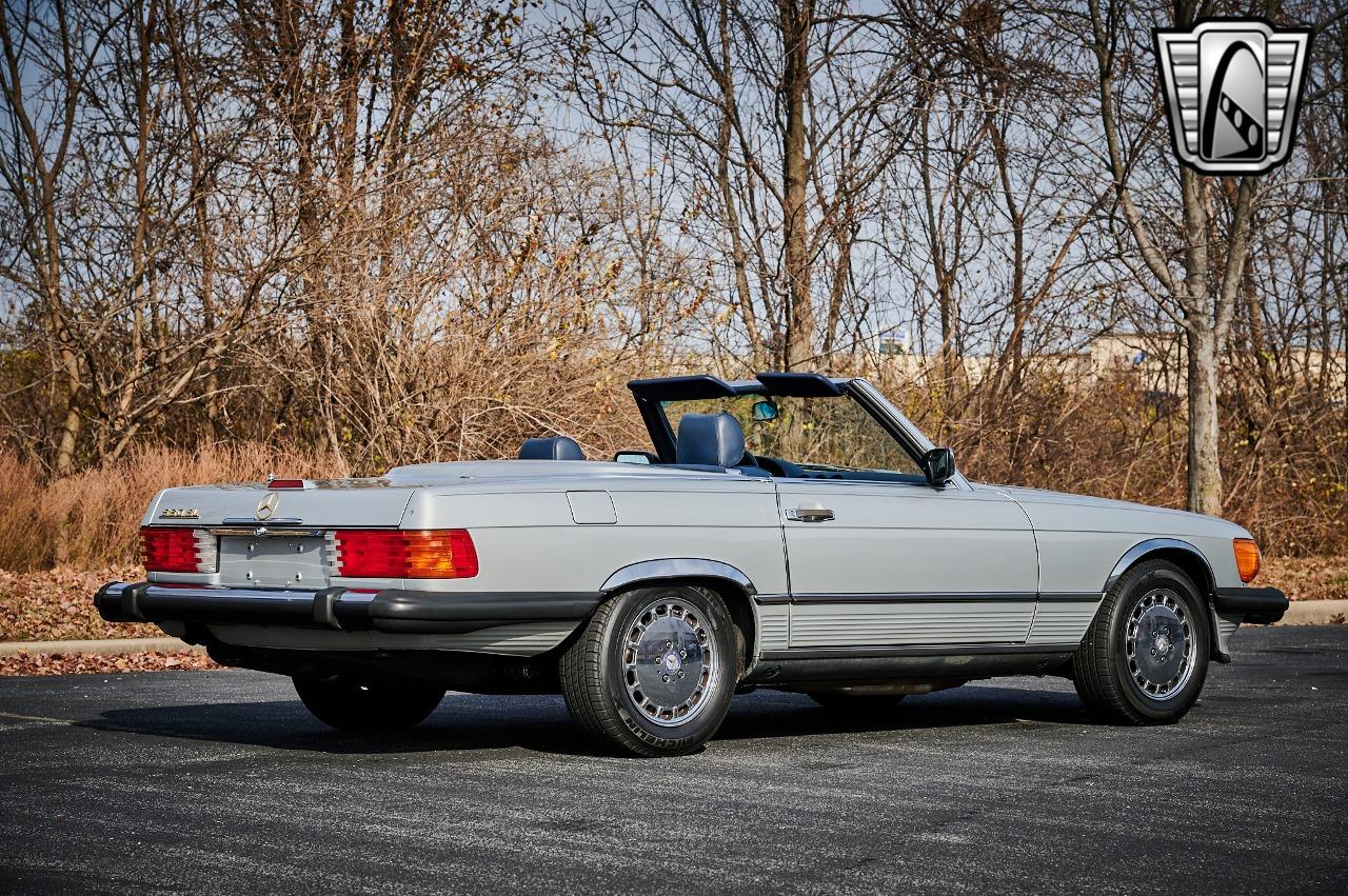 1988 Mercedes - Benz 560SL