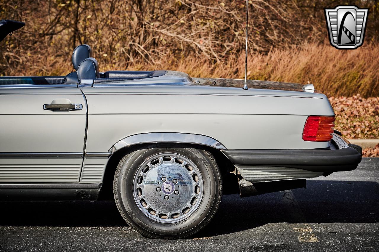 1988 Mercedes - Benz 560SL