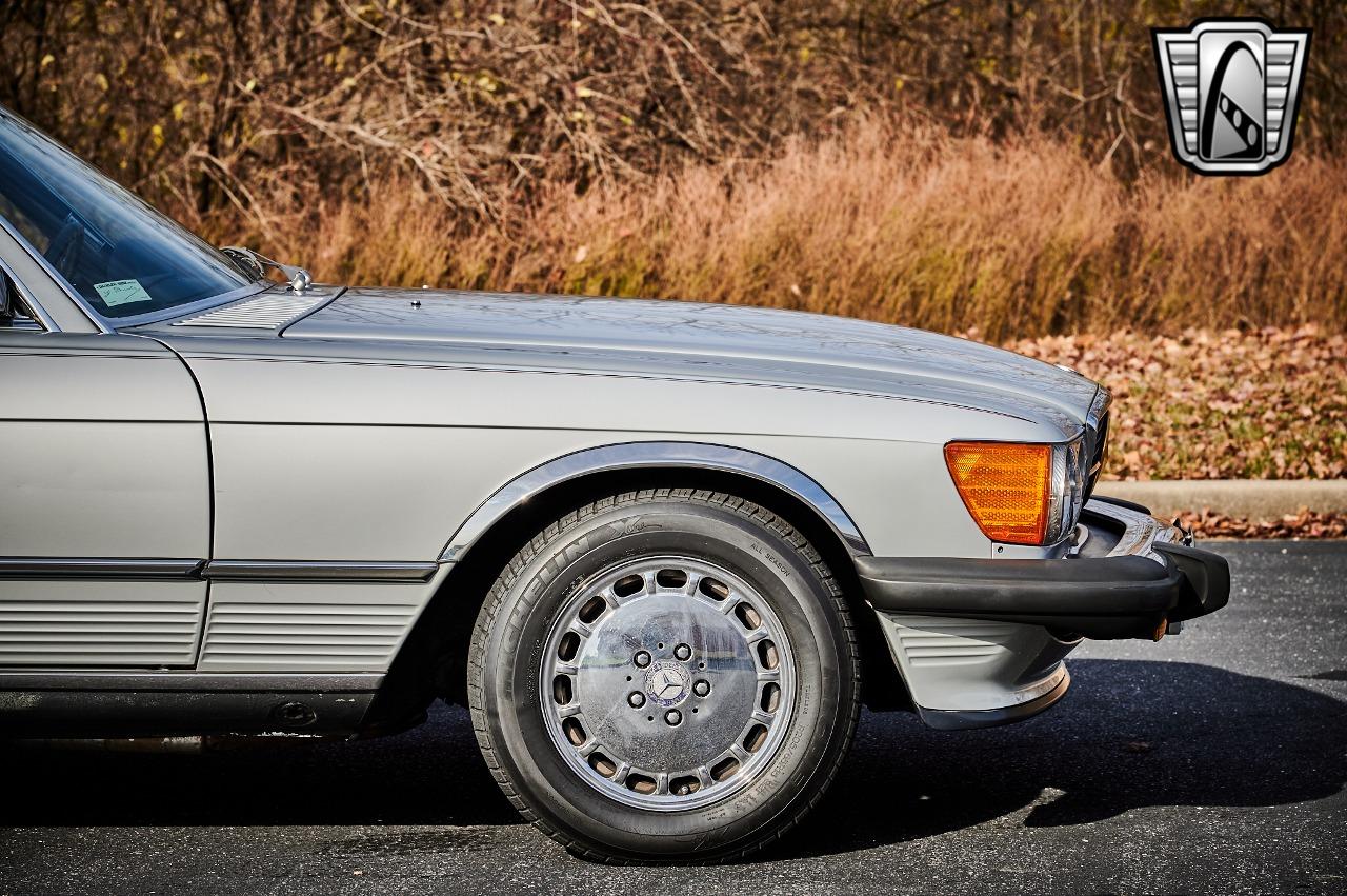 1988 Mercedes - Benz 560SL