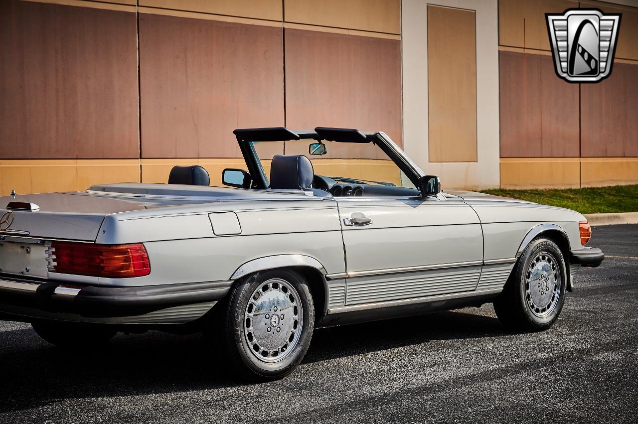 1988 Mercedes - Benz 560SL