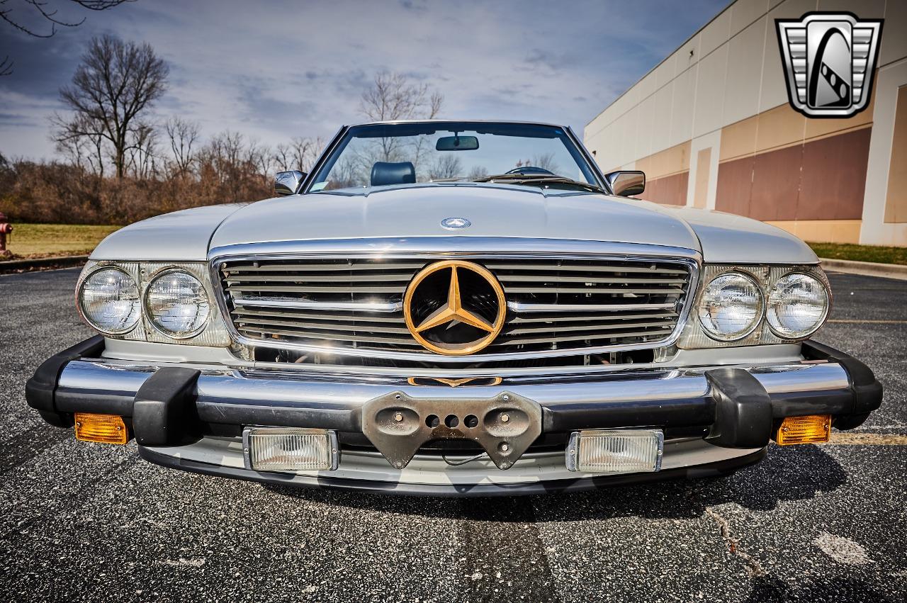 1988 Mercedes - Benz 560SL