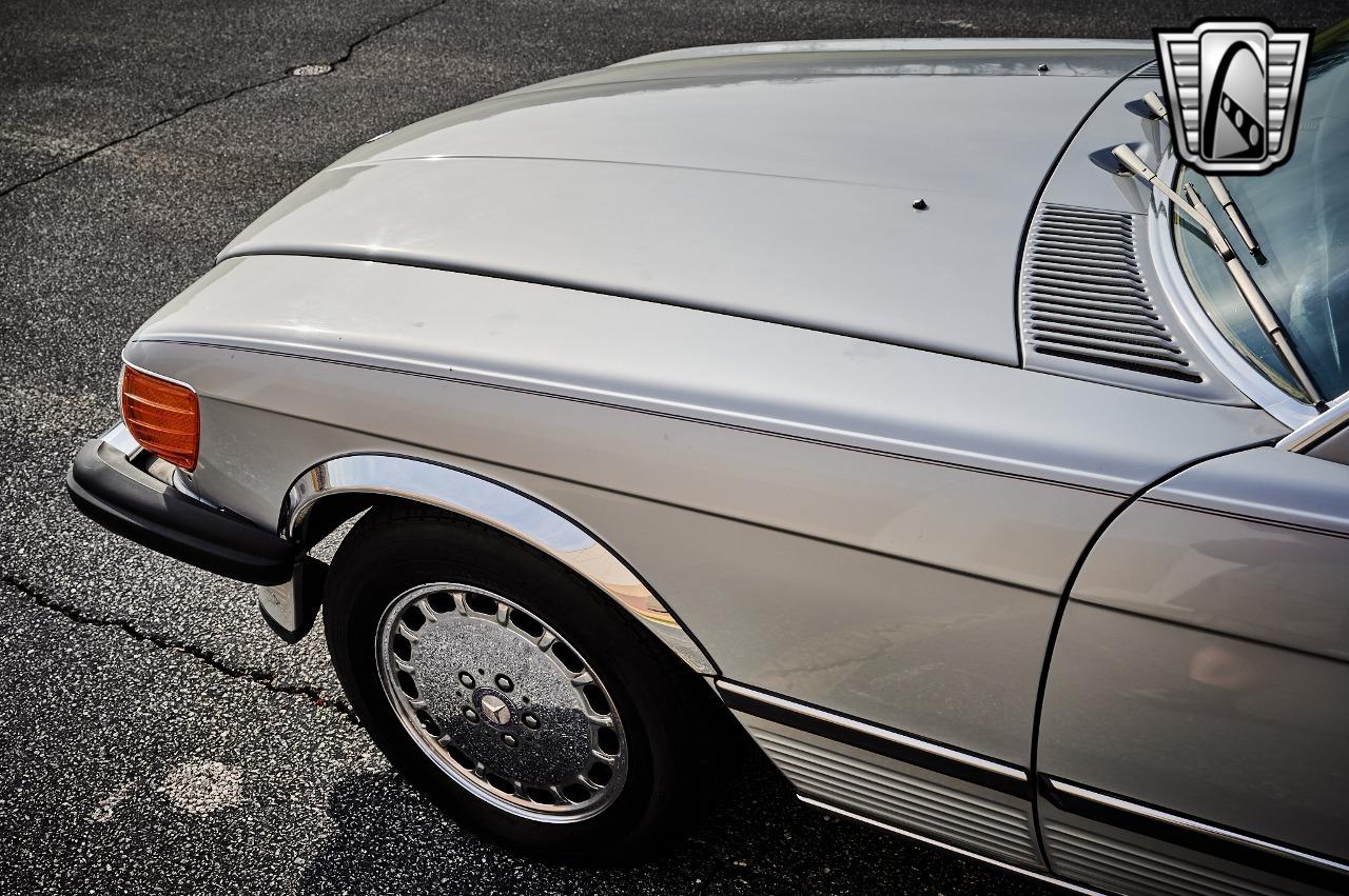 1988 Mercedes - Benz 560SL