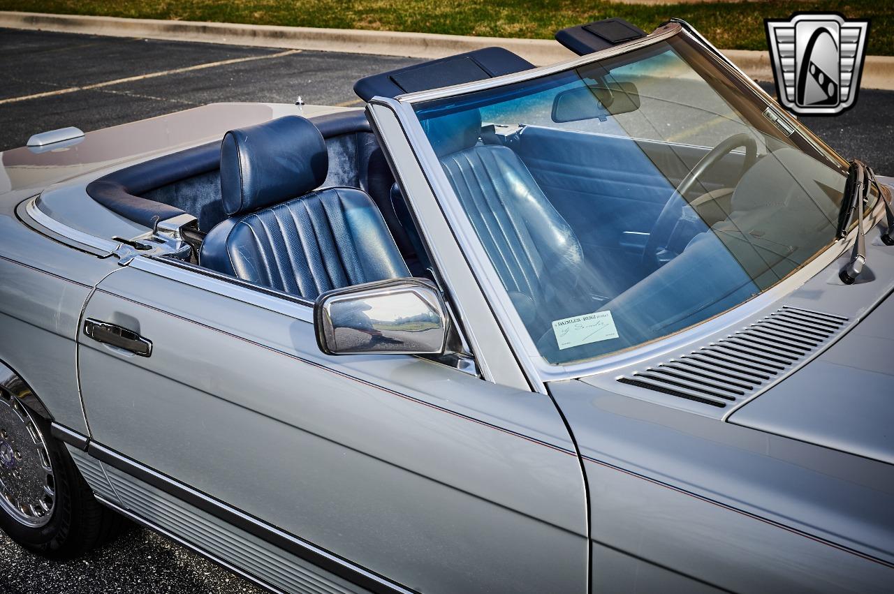 1988 Mercedes - Benz 560SL