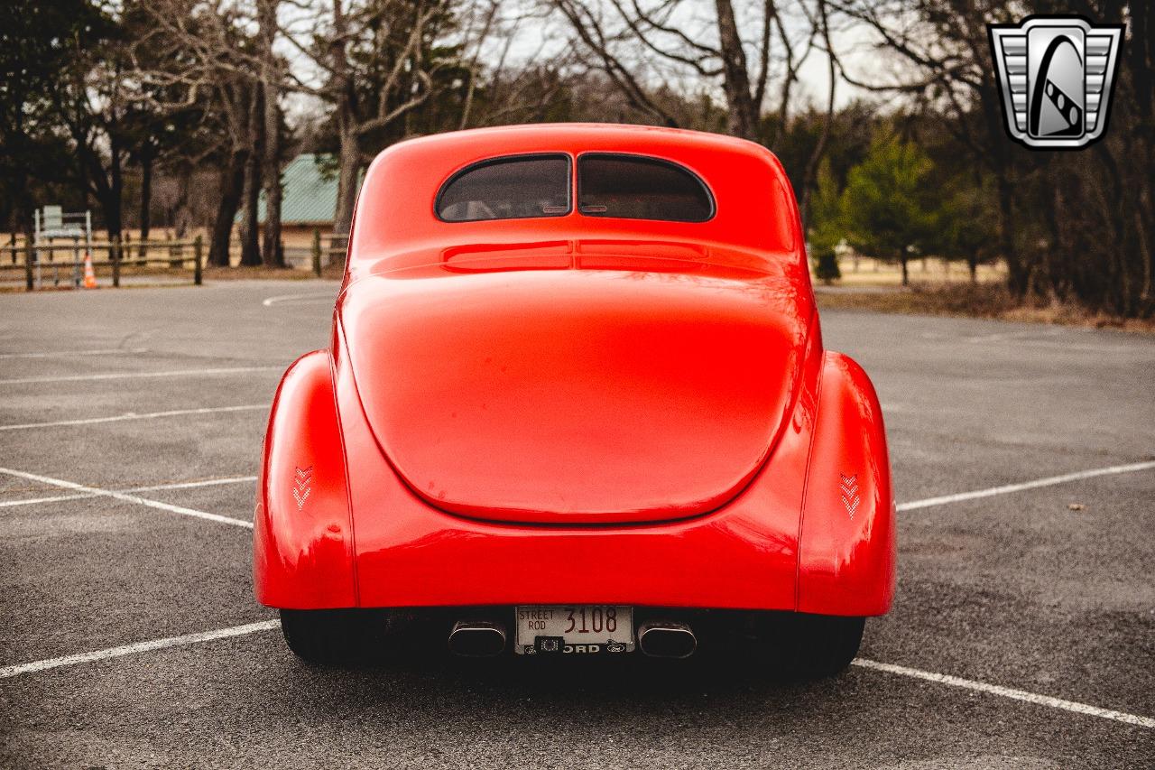 1940 Ford Coupe